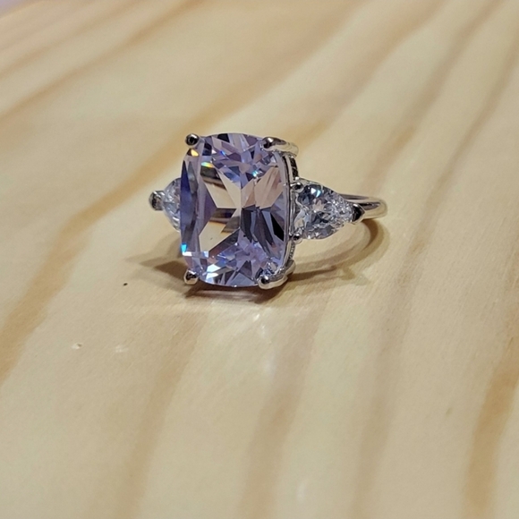 15ctw Simulated Diamond Ring NEW - Picture 3 of 10